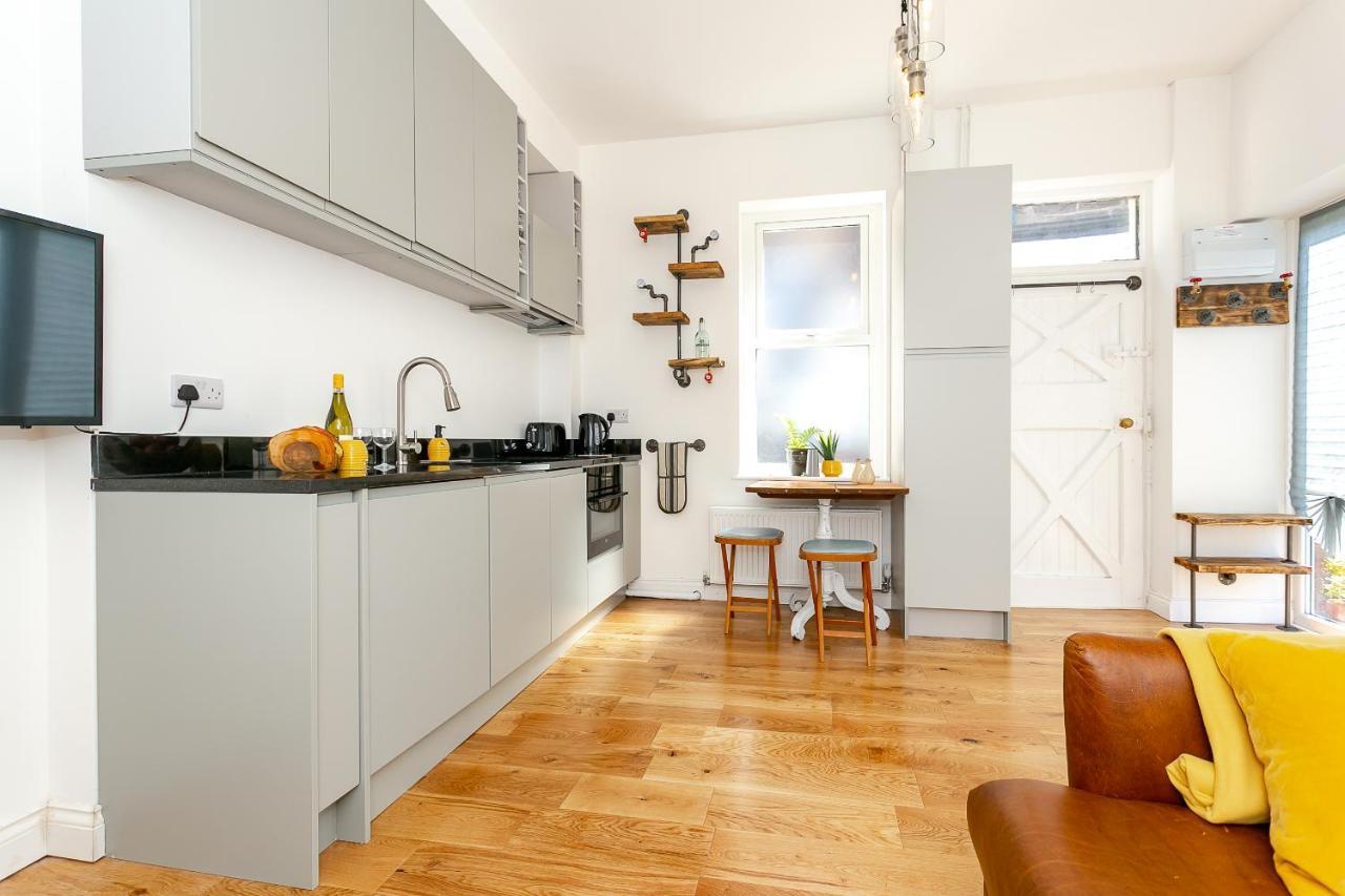 The Bs Hive, Modern, Stylish, 2 Bedroom House, In Harrogate Centre Exterior foto